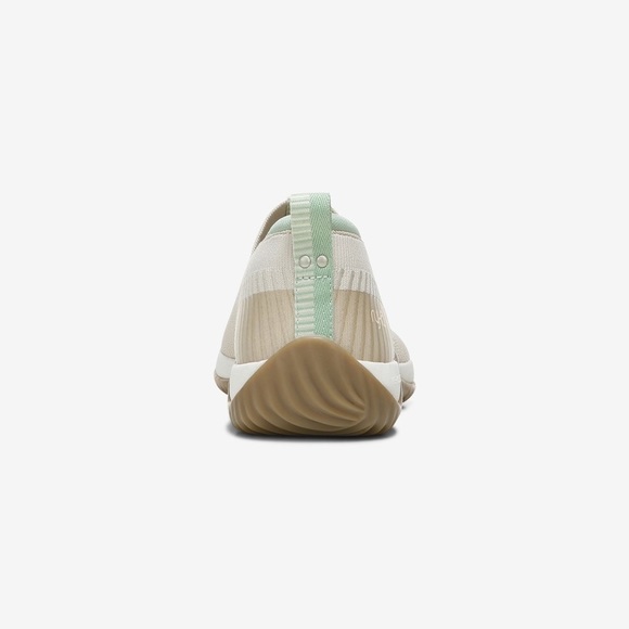 Echo Knit Slip On Sneaker - Picture 3 of 12